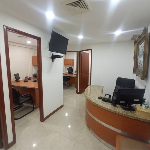 Se Vende / Alquila Oficina 37m2 Centro De Caracas