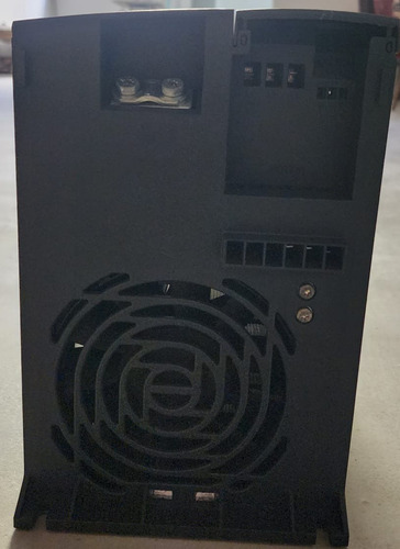 Inversor Danfoss Fc-051 25hp 37 A Trifásico 132f0060 (Usado)
