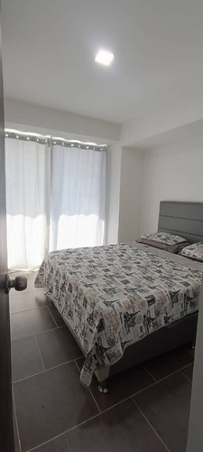 Michelle Vende Apartamento En La Trigaleña Alta Ib-js