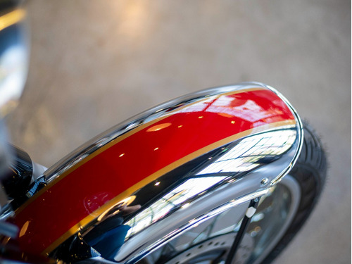 Imagen 11 de 25 de Royal Enfield Classic 350 Chrome Red
