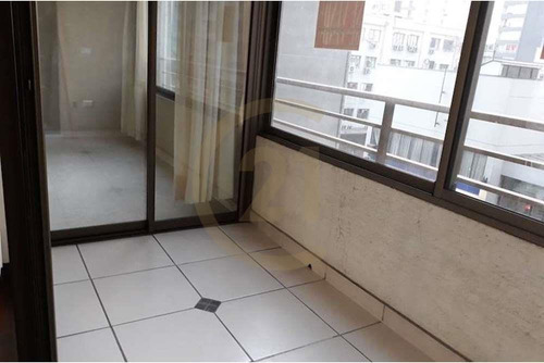 Venta De Departamento A Pasos Del Metro