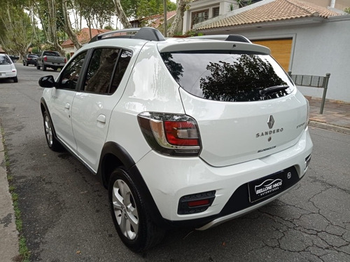 Imagen 4 de 15 de Renault Sandero Stepway 1.6 Con Gnc Dynamique Año 2017