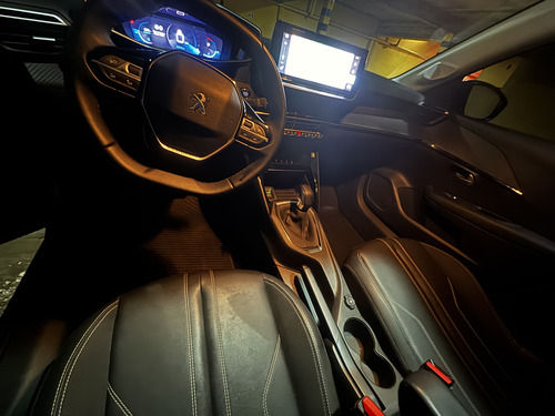 Peugeot 208 1.6l Feline Tiptronic