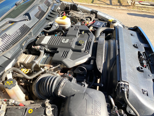 RAM 2500 6.7 Laramie I Atx 350cv 4x4