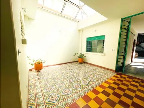 Vendo Casa En Miraflores - Sur