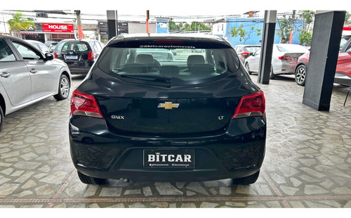 Chevrolet Onix 1.0 MPFI LT 8V FLEX 4P MANUAL