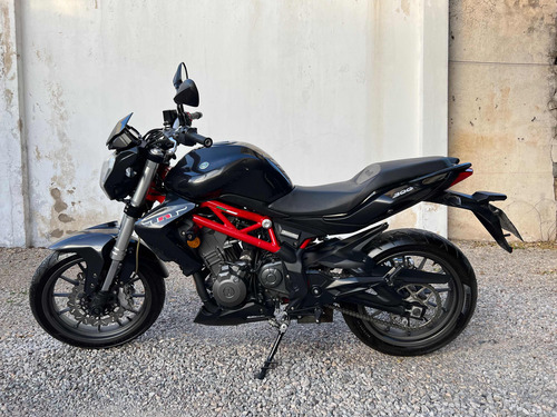 Imagen 2 de 16 de Vendo Benelli Tnt 300
