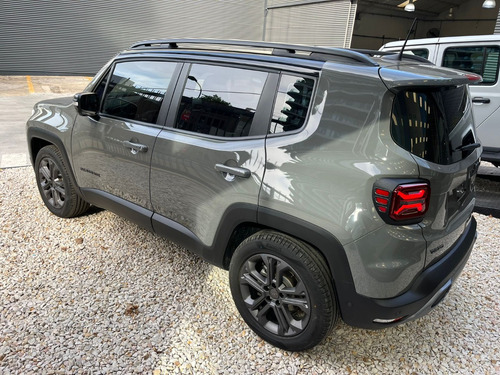Imagen 8 de 25 de Nueva Jeep Renegade Serie S 1.3t At6 4x2 En Stock Fisico Hg