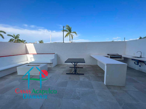 Cad Altamar Residencial Calypso 001. Terraza En L Con Jacuzzi Y Vista A Las Áreas Comunes, Sala Y Asador
