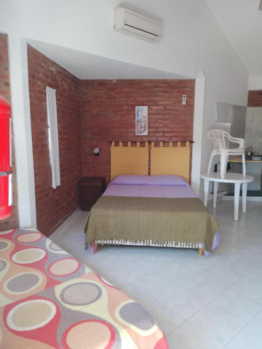 Complejo De Cabañas En Venta - 8 Cabañas - Cocheras - 1.311mts2 - Villa Carlos Paz, Córdoba