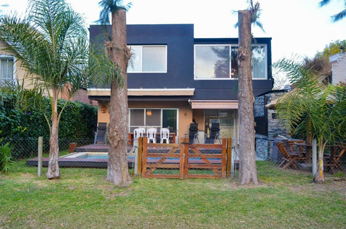 Imagen 2 de 29 de Venta De Casa En Country Banco Provincia.