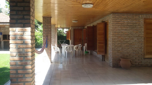 Casa Quinta 5 Ambientes En Barrio El Trebol