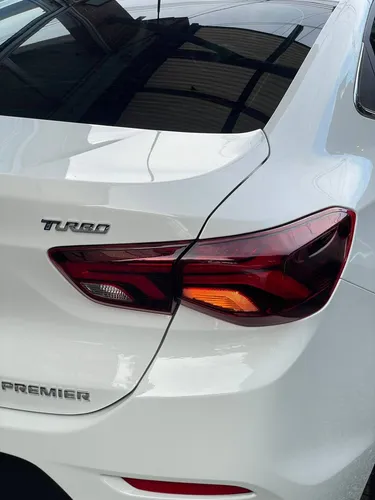 Chevrolet Onix 1.0T Premier Sedan At