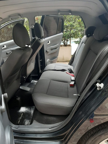 Volkswagen Fox 5p Diesel 1.9 Sdi