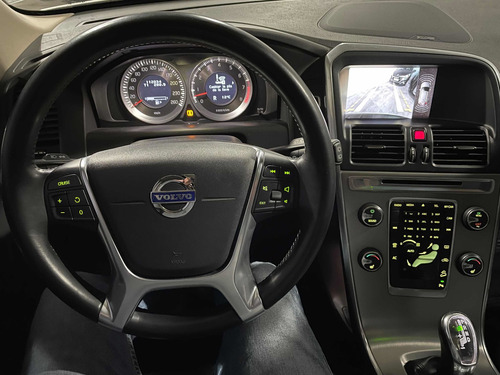 Imagen 10 de 16 de Volvo Xc60 2012 3.0 T6 Awd High 304cv