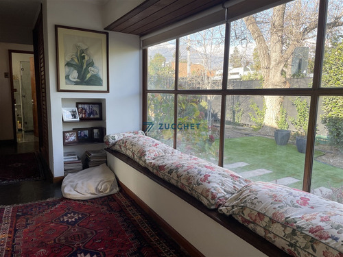 Vendo Casa 5dorm 5baños 4est Metro Los Dominicos Las Condes