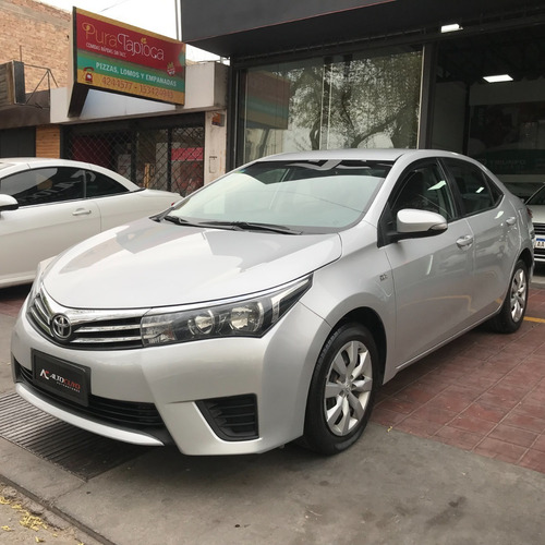 Imagen 1 de 9 de Toyota Corolla