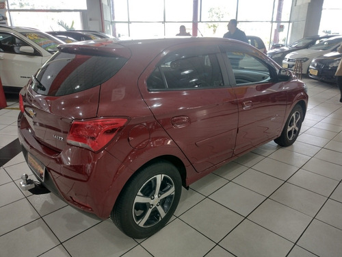 Imagem 6 de 15 de Chevrolet Onix 2018 1.4 Ltz 5p