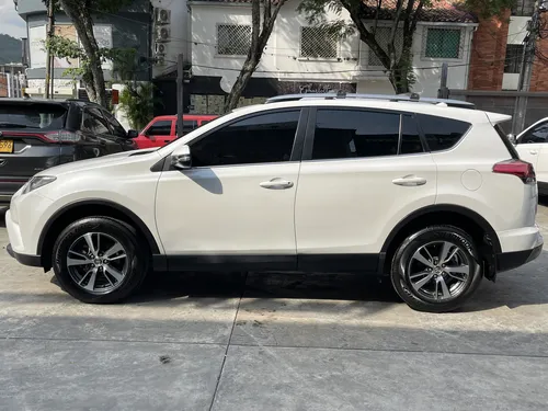 Toyota Rav4 Street Tp 2000cc 4x2 5p