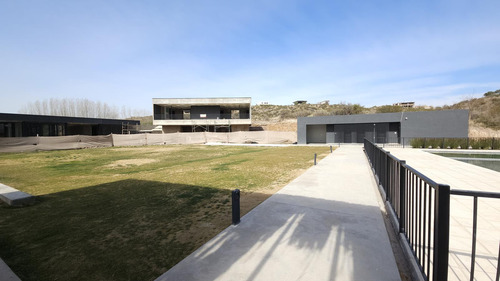 Venta | Terreno | Barrio Aguaribay | Valle | Chacras De Coria | Mendoza