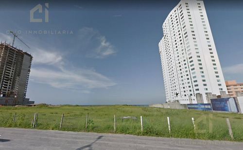 Terreno En Venta Frente Al Mar Y Sobre El Blvd. Manuel Ávila Camacho