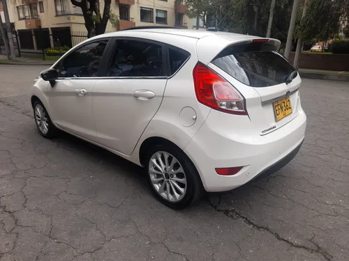 Ford Fiesta 1.6 Hatchback Titanium