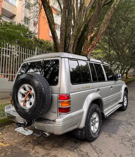 Mitsubishi Montero 3.0 V43 Wagon
