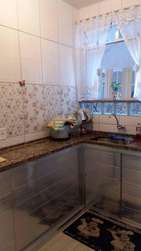 Imagem 12 de 15 de Edinaldo Santos - Casa De 2/4 Com Terraço Coberto E 3 Vagas De Garagem - 961