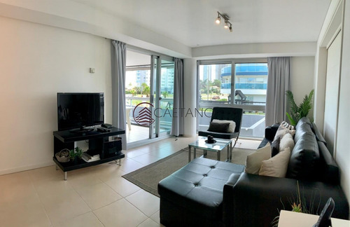 Comodo Apartamento De 3 Dormitorios En Torre De Nivel!- Ref: 2685