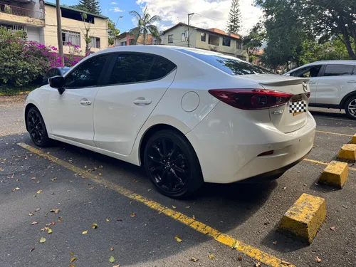 Mazda 3 2.0 Grand Touring At