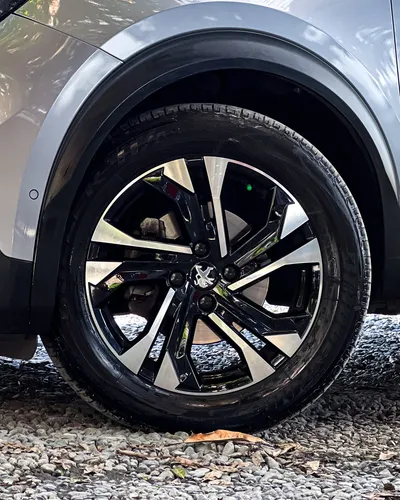 Peugeot 2008 Gt Line 2023