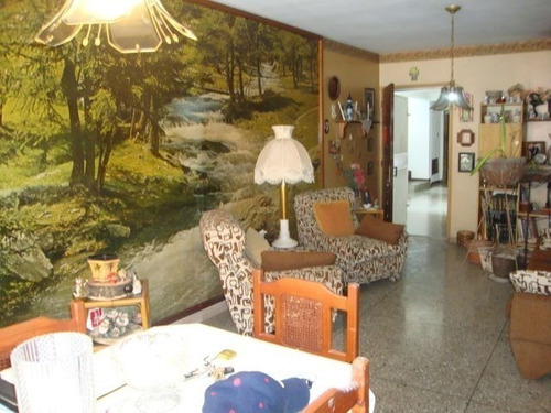 Imagen 5 de 30 de * Apartamentos En Venta Av Lara Zona Este Barquisimeto Cod #22-13894 Para Mas Informacion Comunicate Conmigo Gracias! 412- 1498654 , Katty Vasquez Rentahouse. Oportunidad!