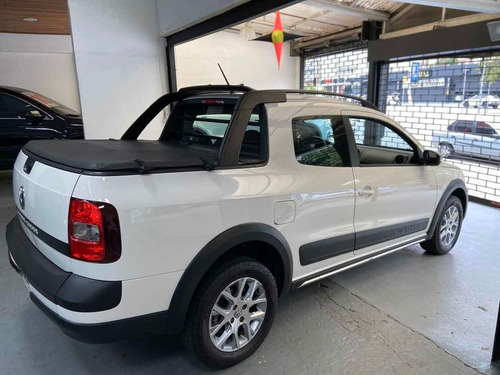 Volkswagen Saveiro 1.6 16v Cross Cab. Dupla Total Flex 2p