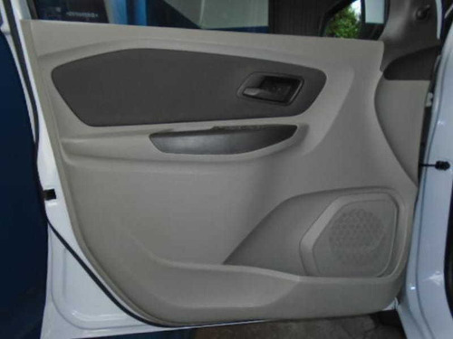 Imagem 9 de 15 de Chevrolet Spin 1.8 Lt 8v Flex 4p Manual 2013