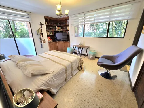 Vendo Amplio Apartamento En Conquistadores