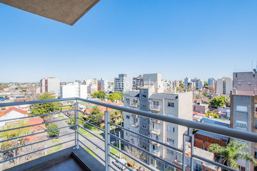 Venta Departamento 2 Ambientes Moron Sur (8°a).