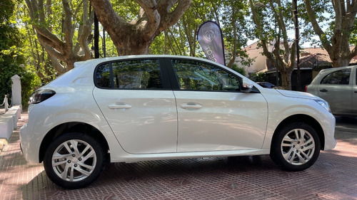 Imagen 9 de 25 de Peugeot 208 Active Pack Tiptronic Gz