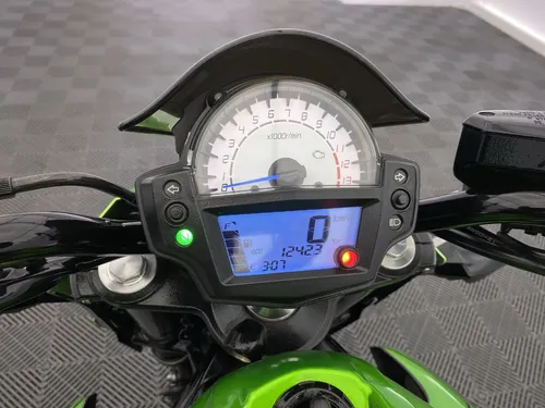 Kawasaki Er6n
