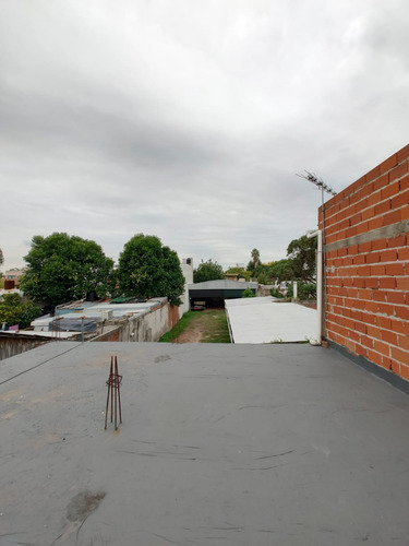 516 E/- 6bis Y 7. Vendo Local Y Cocheras S/ Lote 10 X 40 Mts. Retasado!! Oportunidad! Antes U$s 75.000.- Ahora U$s 59.000.-