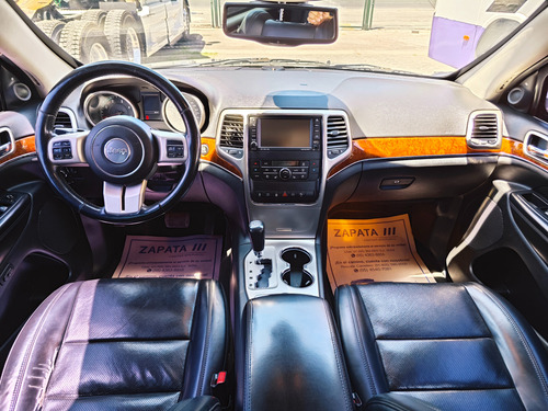 Jeep Grand Cherokee 3.6 Laredo V6 Lujo 4x2 Mt