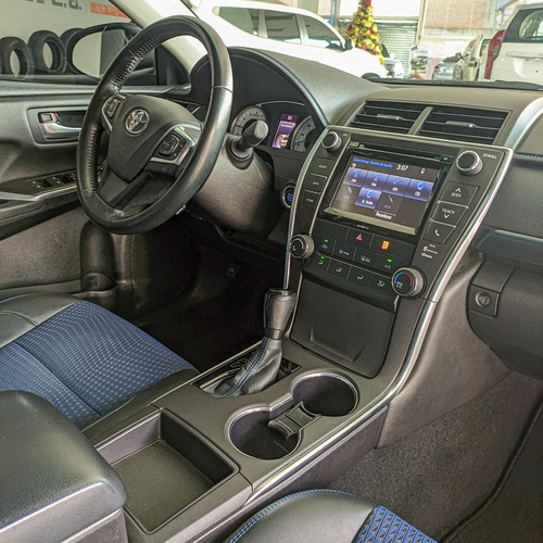 Imagen 8 de 13 de Toyota Camry Se