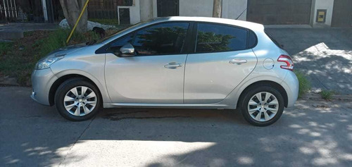Peugeot 208 2015 1.5 Active