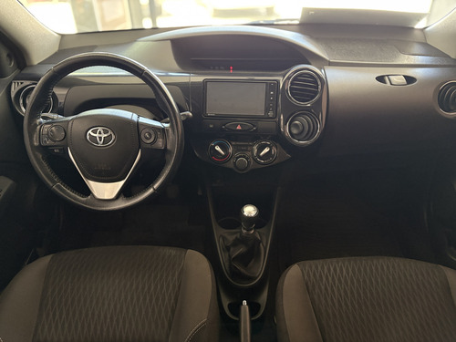 Toyota Etios 1.5 Xls