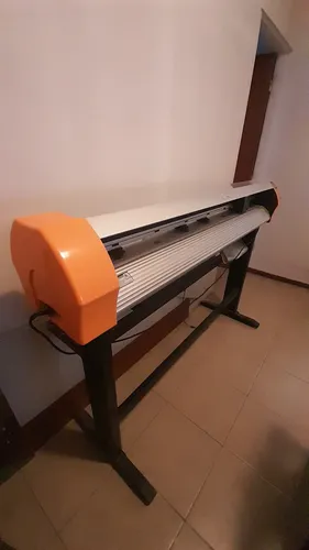 Plotter De Corte 120cm Moritzu 1300a Con Lector Optico (Usado)
