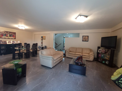 Imagen 5 de 30 de Se Vende Casa 550m2 4h+s/4b/4p Lomas De Chuao 4644