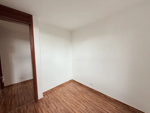 Apartamento En Venta En Alcaparros. Cod V2106