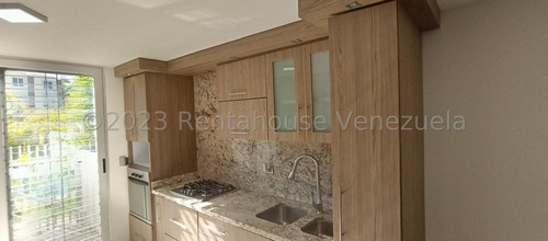 Hermoso Townhouse En Venta En El Este De Barquisimeto, 2 4 4 1 Con Vigilancia Privada, Vestier, 7 9, Areas Sociales, Maritza, Bella Terraza, Piscina, Lucena, Maletero.