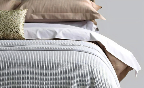 Colcha Tela Wafle Almoda Blanca Matrimonial Color Blanco