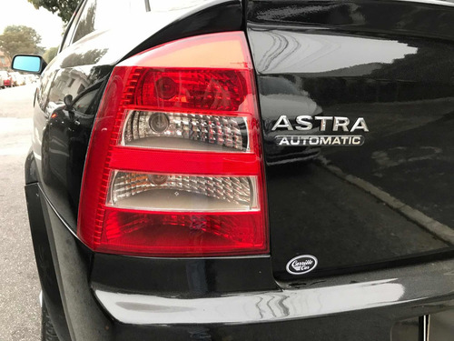 Imagem 9 de 10 de Chevrolet Astra 2.0 Advantage Sedan 8v Flex 2007/2007
