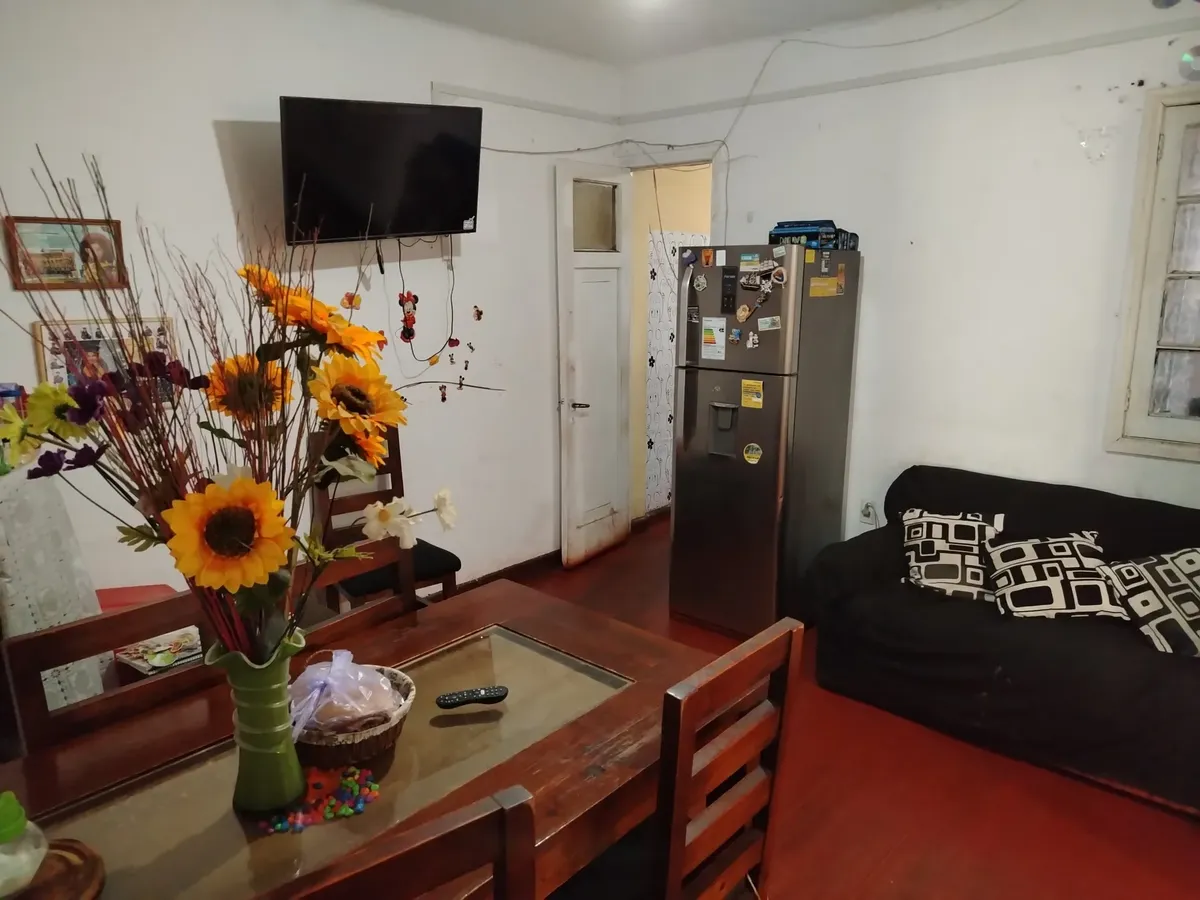 Imagen 3 de 27 de Casa Principal Con 2 Departamentos Ideal Para Inversionistas
